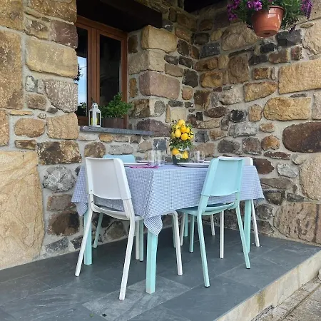 Casona Asturiana Casa Delfa Holiday home Cervera (Asturias)