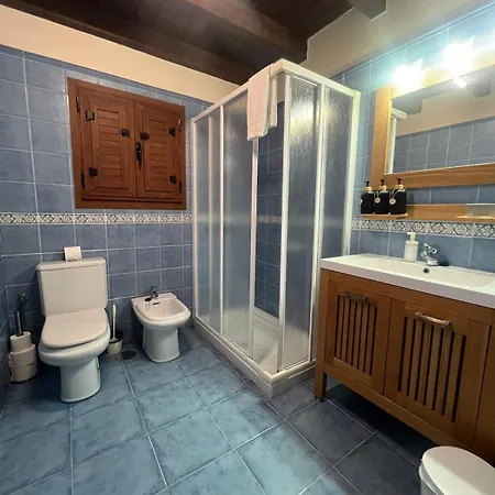 Casona Asturiana Casa Delfa Holiday home *